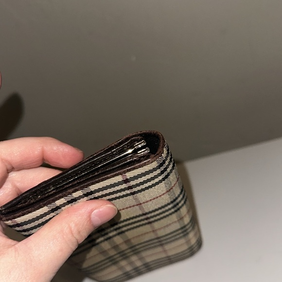 Burberry Novacheck Brown Leather Kiss-lock Bifold Wallet Preppy Luxury Wallet - Picture 11 of 11